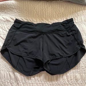 Black Lululemon speed up shorts size 6
